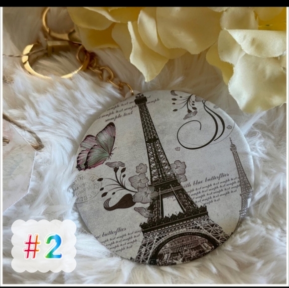 Vanity Mirror Keychains. - Picture 7 of 9